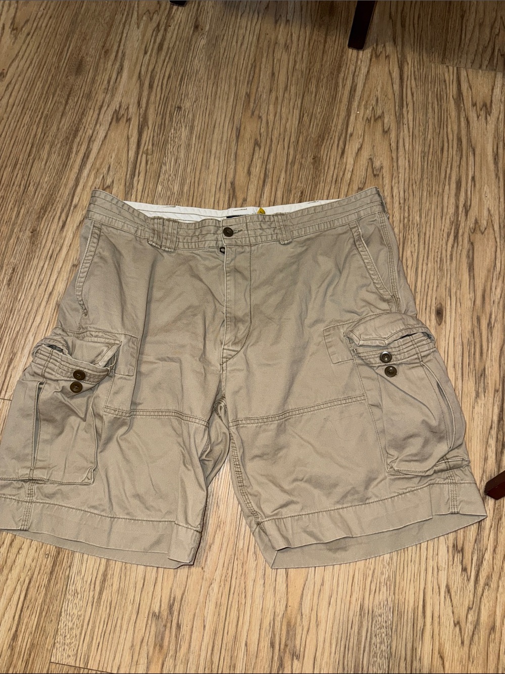 Polo Ralph Lauren Men's Cargo Shorts in Light Khaki Size 40